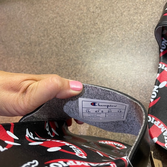 🆕 Champion IPO “Smile” Men’s Slides - Picture 7 of 9